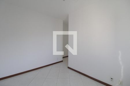 Quarto 2 de apartamento para alugar com 2 quartos, 46m² em Jacarepaguá, Rio de Janeiro