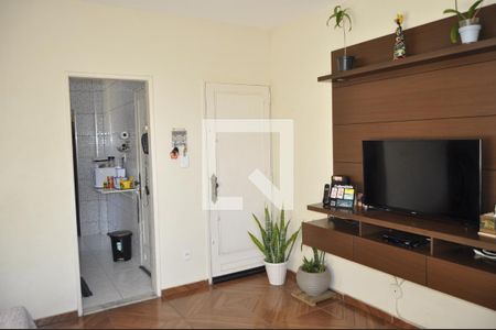Apartamento para alugar com 2 quartos, 60m² em Todos Os Santos, Rio de Janeiro