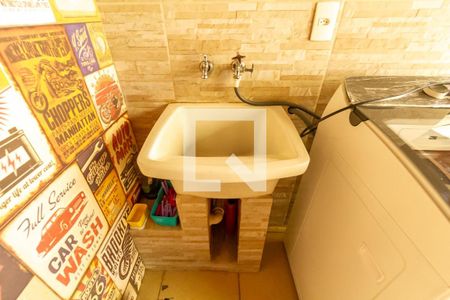 Casa à venda com 190m², 4 quartos e 4 vagasChurrasqueira e Área de Sereviço