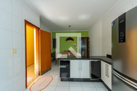 Casa à venda com 190m², 4 quartos e 4 vagasCozinha