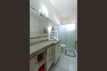 Casa à venda com 190m², 4 quartos e 4 vagasBanheiro da Suíte 1