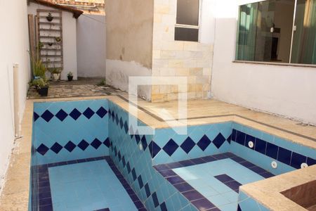 Casa à venda com 200m², 1 quarto e 2 vagasÁrea comum