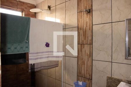 Casa à venda com 200m², 1 quarto e 2 vagasBanheiro 2