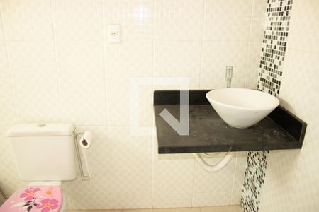Casa à venda com 200m², 1 quarto e 2 vagasBanheiro 3