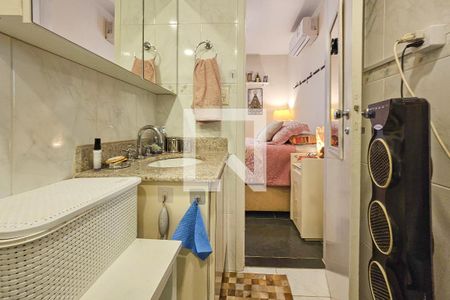 Apartamento para alugar com 90m², 3 quartos e 1 vagaBanheiro da suíte 