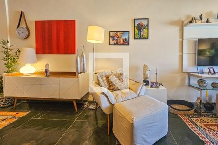 Sala de apartamento para alugar com 3 quartos, 90m² em Jardim Belmar, Guarujá
