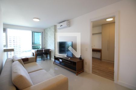 Sala de apartamento à venda com 2 quartos, 74m² em Barra da Tijuca, Rio de Janeiro