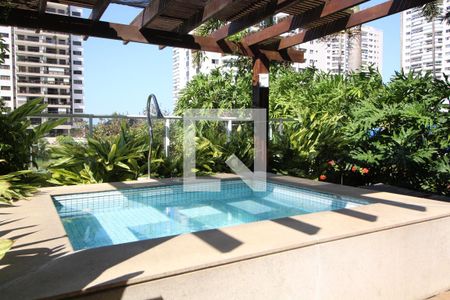 Apartamento para alugar com 74m², 2 quartos e 1 vagaÁrea comum