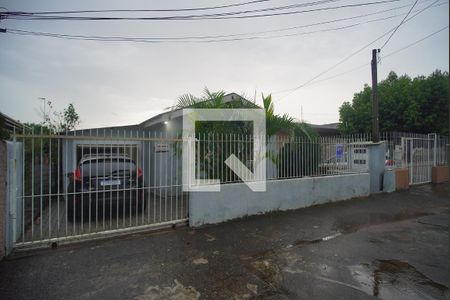 Casa à venda com 300m², 2 quartos e 3 vagasFachada