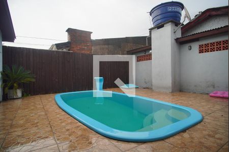 Casa à venda com 300m², 2 quartos e 3 vagasPiscina