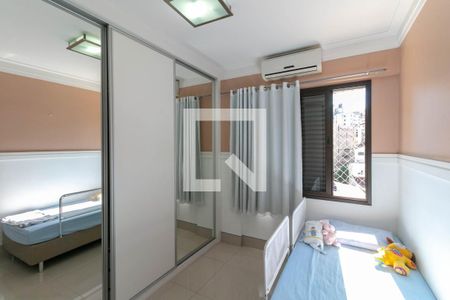 Quarto de apartamento à venda com 3 quartos, 120m² em Nova Suíça, Belo Horizonte