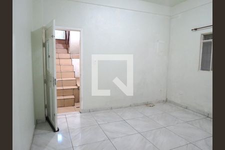 Sala de casa para alugar com 1 quarto, 72m² em Jaraguá, São Paulo