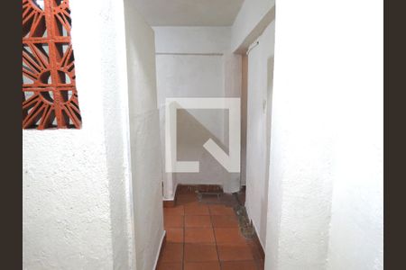 Corredor Lavanderia de casa para alugar com 1 quarto, 72m² em Jaraguá, São Paulo