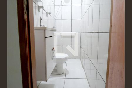 Banheiro de casa para alugar com 1 quarto, 72m² em Jaraguá, São Paulo