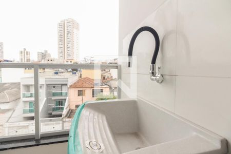 Apartamento à venda com 38m², 2 quartos e 1 vaga Apartamento à venda com 38m², 2 quartos e 1 vagaVaranda e Área de Serviço