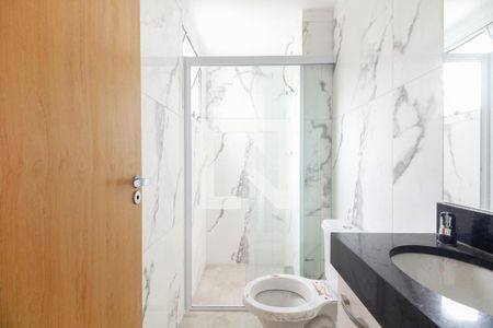 Apartamento à venda com 38m², 2 quartos e 1 vaga Apartamento à venda com 38m², 2 quartos e 1 vagaBanheiro