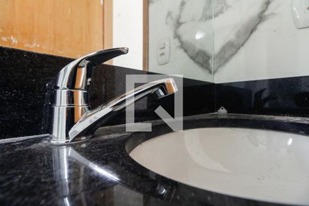 Apartamento à venda com 38m², 2 quartos e 1 vaga Apartamento à venda com 38m², 2 quartos e 1 vagaBanheiro