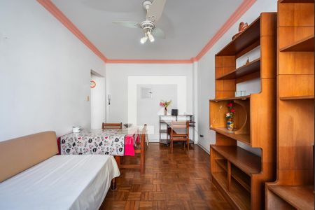 Sala de apartamento para alugar com 1 quarto, 51m² em Gonzaga, Santos