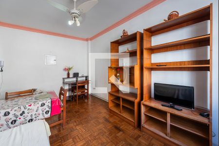 Sala de apartamento para alugar com 1 quarto, 51m² em Gonzaga, Santos