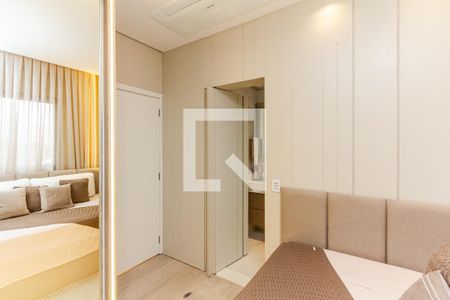 Apartamento à venda com 171m², 3 quartos e 3 vagasSuíte 1