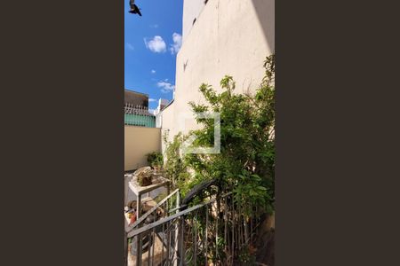 Casa à venda com 170m², 5 quartos e 2 vagas Casa à venda com 170m², 5 quartos e 2 vagasJardim