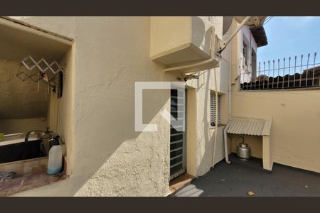 Casa à venda com 170m², 5 quartos e 2 vagas Casa à venda com 170m², 5 quartos e 2 vagasÁrea de Serviço