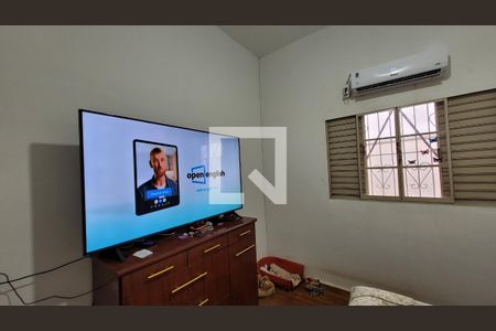 Casa à venda com 170m², 5 quartos e 2 vagas Casa à venda com 170m², 5 quartos e 2 vagasQuarto 2