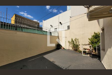 Casa à venda com 170m², 5 quartos e 2 vagas Casa à venda com 170m², 5 quartos e 2 vagasQuintal