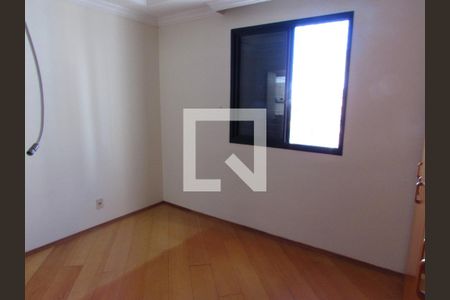 Apartamento à venda com 71m², 3 quartos e 2 vagasQuarto 2