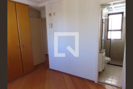 Apartamento à venda com 71m², 3 quartos e 2 vagasSuíte