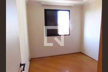 Apartamento à venda com 71m², 3 quartos e 2 vagasQuarto 1