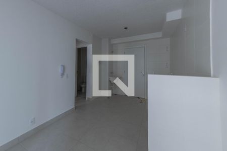 Sala/Cozinha de apartamento para alugar com 2 quartos, 40m² em Vila Ivone, São Paulo