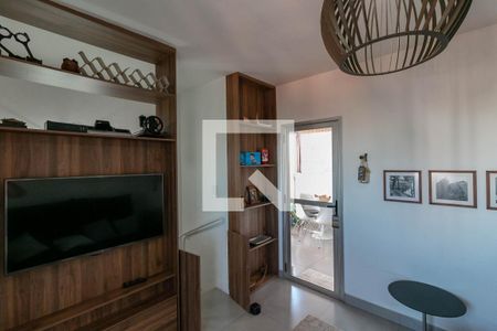 Apartamento para alugar com 120m², 2 quartos e 1 vaga Apartamento para alugar com 120m², 2 quartos e 1 vagaSala intima