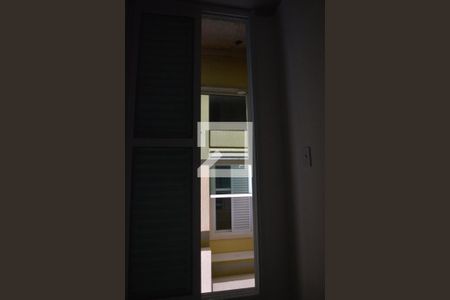 Casa para alugar com 80m², 2 quartos e 2 vagasQuarto 