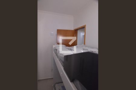 Casa para alugar com 80m², 2 quartos e 2 vagasQuarto 