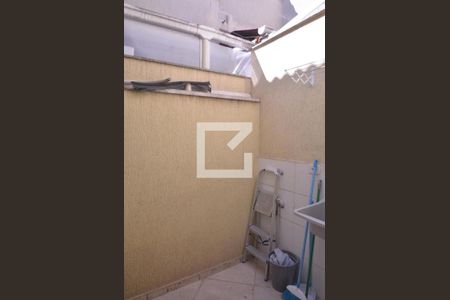 Casa para alugar com 80m², 2 quartos e 2 vagasÁrea de serviço 