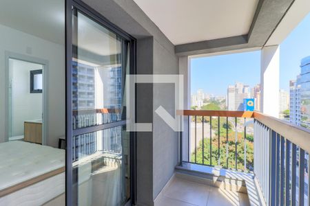 Varanda de kitnet/studio para alugar com 1 quarto, 25m² em Brooklin Paulista, São Paulo