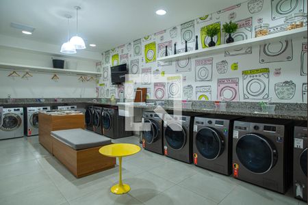 Studio para alugar com 40m², 1 quarto e 1 vaga Studio para alugar com 40m², 1 quarto e 1 vagaÁrea comum - Lavanderia