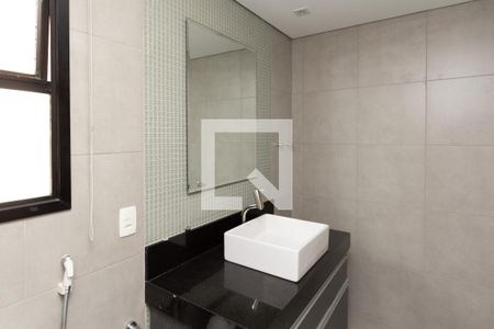 Apartamento à venda com 74m², 2 quartos e 1 vagaBanheiro da Suíte