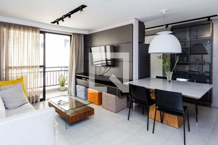 Sala de apartamento à venda com 2 quartos, 74m² em Vila Olímpia, São Paulo