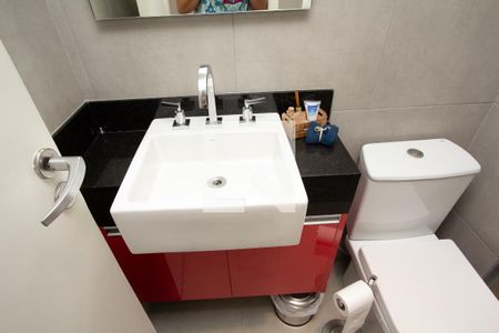 Apartamento à venda com 74m², 2 quartos e 1 vagaBanheiro