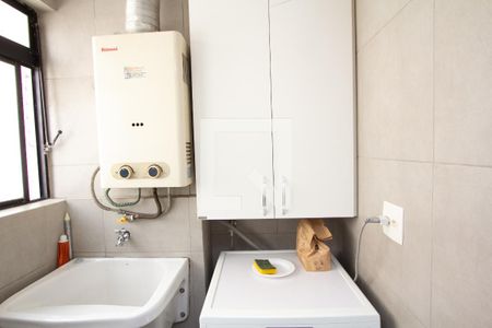 Apartamento à venda com 74m², 2 quartos e 1 vagaÁrea de Serviço