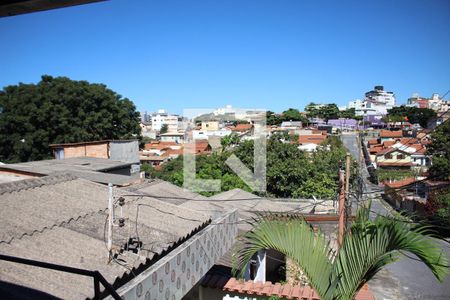 Casa à venda com 180m², 3 quartos e 4 vagasVista Varanda