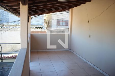 Casa à venda com 180m², 3 quartos e 4 vagasQuintal