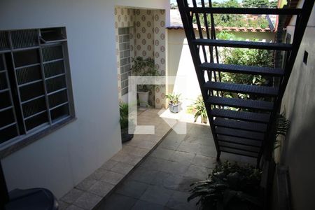 Casa à venda com 180m², 3 quartos e 4 vagasQuintal