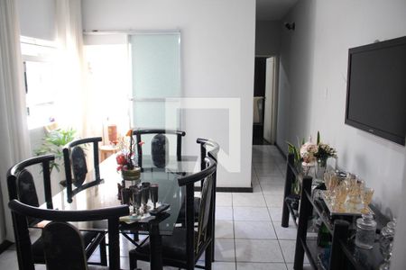 Casa à venda com 180m², 3 quartos e 4 vagasCopa