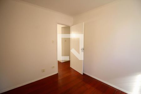 Quarto 1 de apartamento para alugar com 3 quartos, 70m² em Alto de Pinheiros, São Paulo