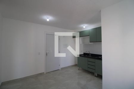 Sala de apartamento para alugar com 2 quartos, 35m² em Usina Piratininga, São Paulo