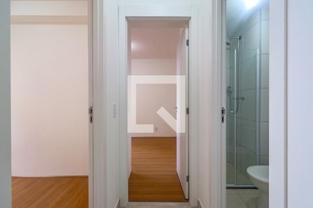 Corredor de apartamento para alugar com 2 quartos, 35m² em Usina Piratininga, São Paulo