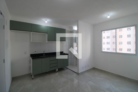 Sala de apartamento para alugar com 2 quartos, 35m² em Usina Piratininga, São Paulo